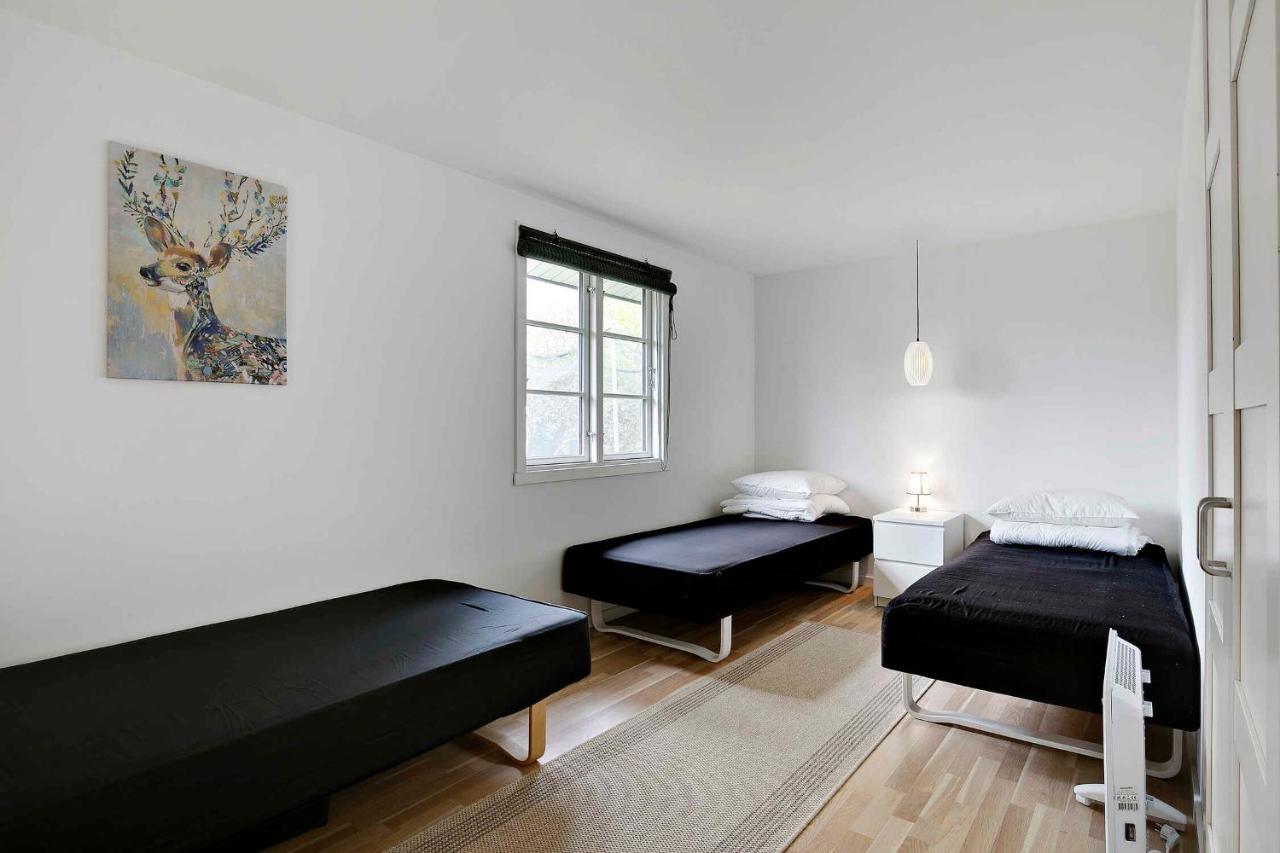 Nyistandsat Sommerhus Med Kaerlighed Og Sjael Kyndelose Buitenkant foto