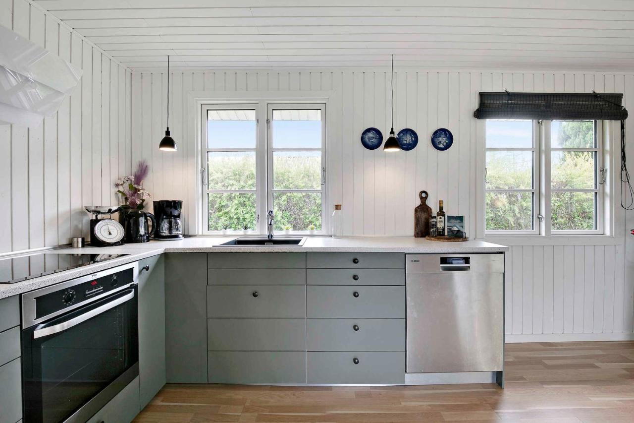 Nyistandsat Sommerhus Med Kaerlighed Og Sjael Kyndelose Buitenkant foto
